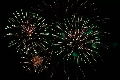 В Украине запретили салюты и фейерверки