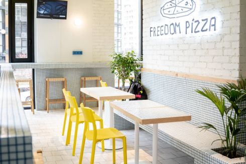 В Киеве открыли «волонтерскую пиццерию» Freedom Pizza: 70% прибыли отдают на социальные проекты