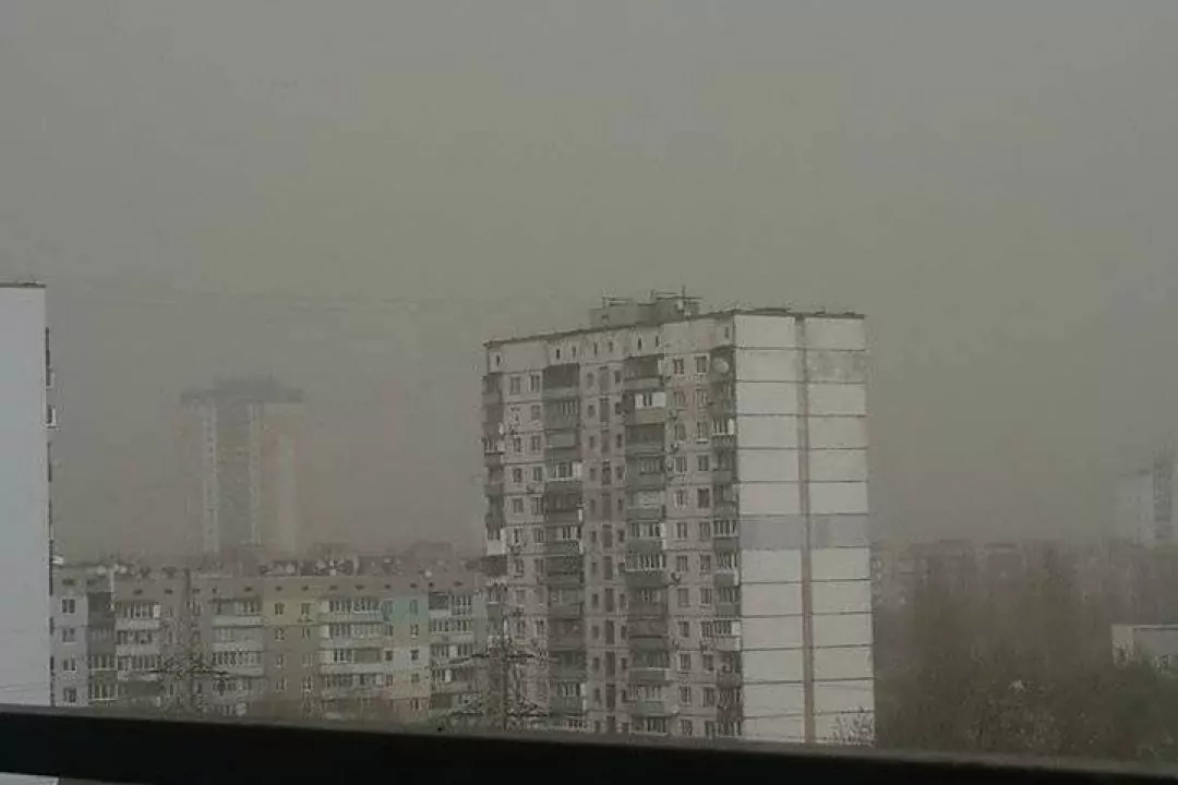 Киев накрыла пыльная буря. КГГА рекомендует закрывать окна