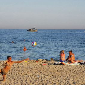 Де безпечно купатися поблизу Києва: список відкритих пляжів