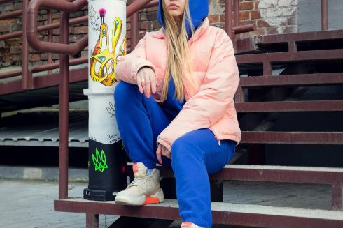 Лампы из гильз и акустические системы из Джавелинов: Как украинцы дают артефактам войны вторую жизнь