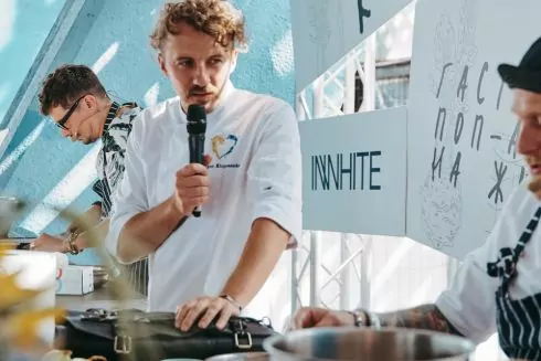 Куда пойти в Киеве 6-8 октября: поп-ап на Житнем рынке, фестиваль Brave wine и выступление Shumei