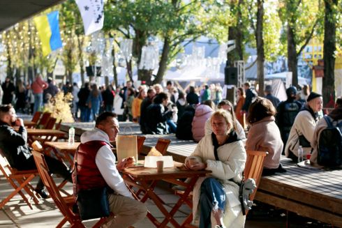 Куда пойти в Киеве 27-29 октября: маркет Все.Свои, барахолка Кураж и Структура Счастья