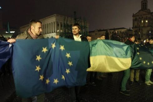 Цей день 10 років тому: Як у Києві починався Євромайдан та Революція гідності