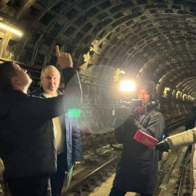 Почему затопило "синюю ветку" киевского метро: основные версии
