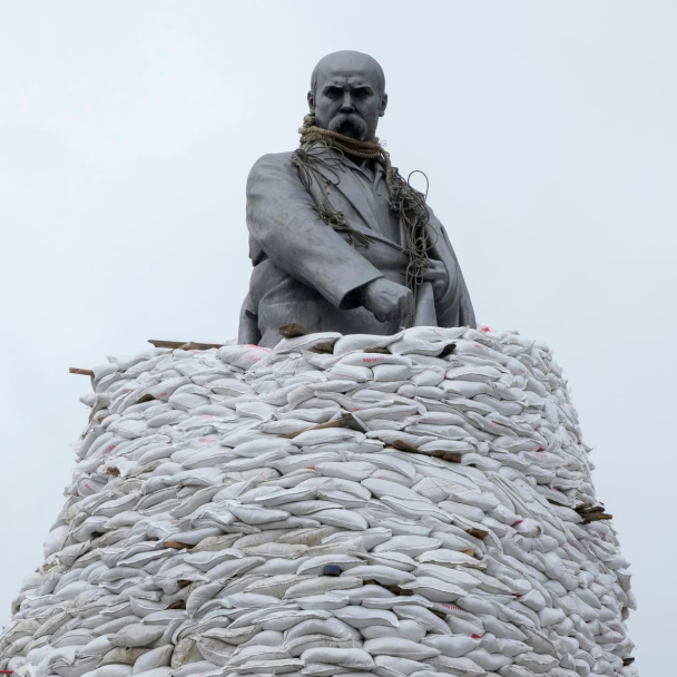 8 фотографів, які знімають війну в Україні