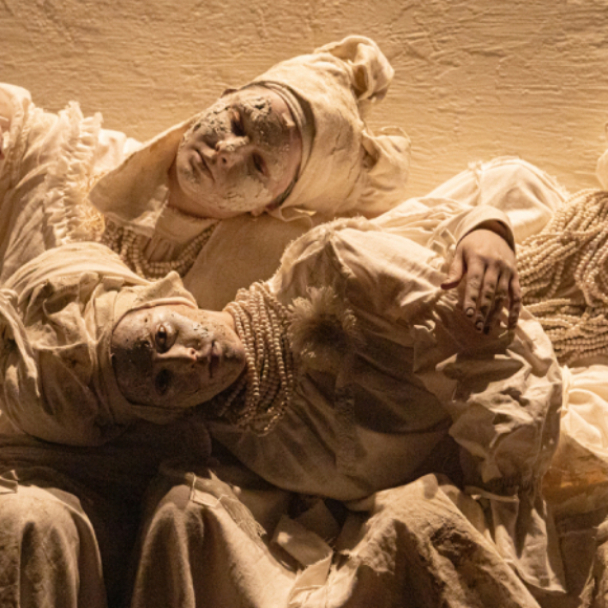 Топ-12 київських вистав, на які варто піти у театр