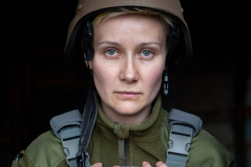 На власному досвіді: Дівчата – про службу у ЗСУ та теробороні Києва