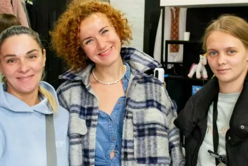 Як волонтери відкрили соціальні магазини у Києві і збирають речі для малозабезпечених