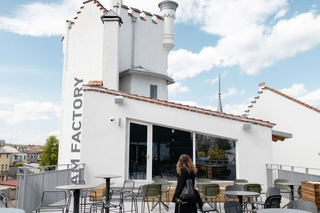 Ідеї для Києва: 5 історичних будівель, які ревіталізували у Львові