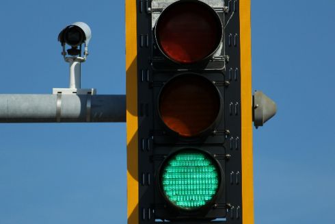 Чому під час відключень світла у Києві не працюють світлофори – пояснюють у КМДА