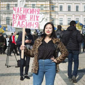 [:ru]Участницы Марша женщин — о своих плакатах и о гендерных стереотипах