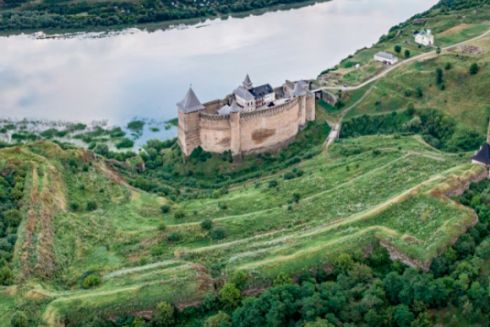 Куди поїхати в Україні: 5 унікальних сіл, які варто відвідати