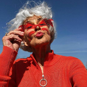 Посилання тижня: 89-річна Instagram-зірка, іронічна правда про соцмережі та кращі кондитерські Будапешта