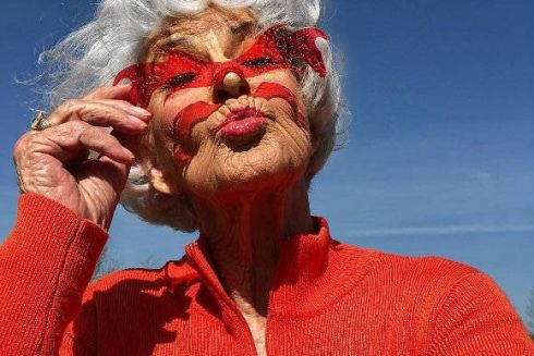 Ссылки недели: 89-летняя Instagram-звезда, ироничная правда о соцсетях и лучшие кондитерские Будапешта