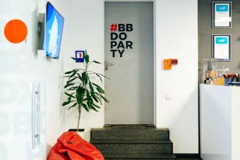 Рабочее место: офис креативного агентства BBDO Ukraine