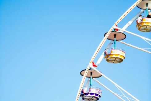 Краще за тиждень: тату на обличчі, робота в секс-шопі і винні бари Києва