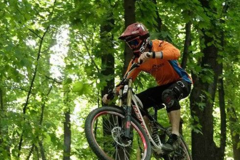 На Татарці будують трасу для екстремальних велоспусків