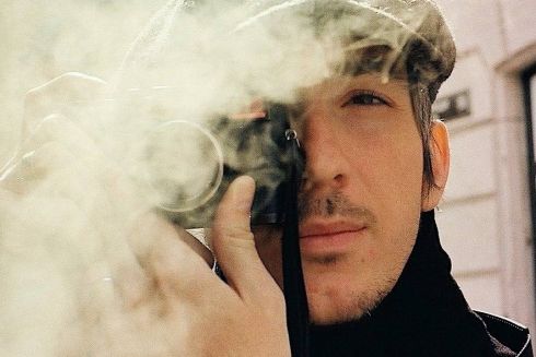 Fujifilm зняла ролик про українського стрит-фотографа