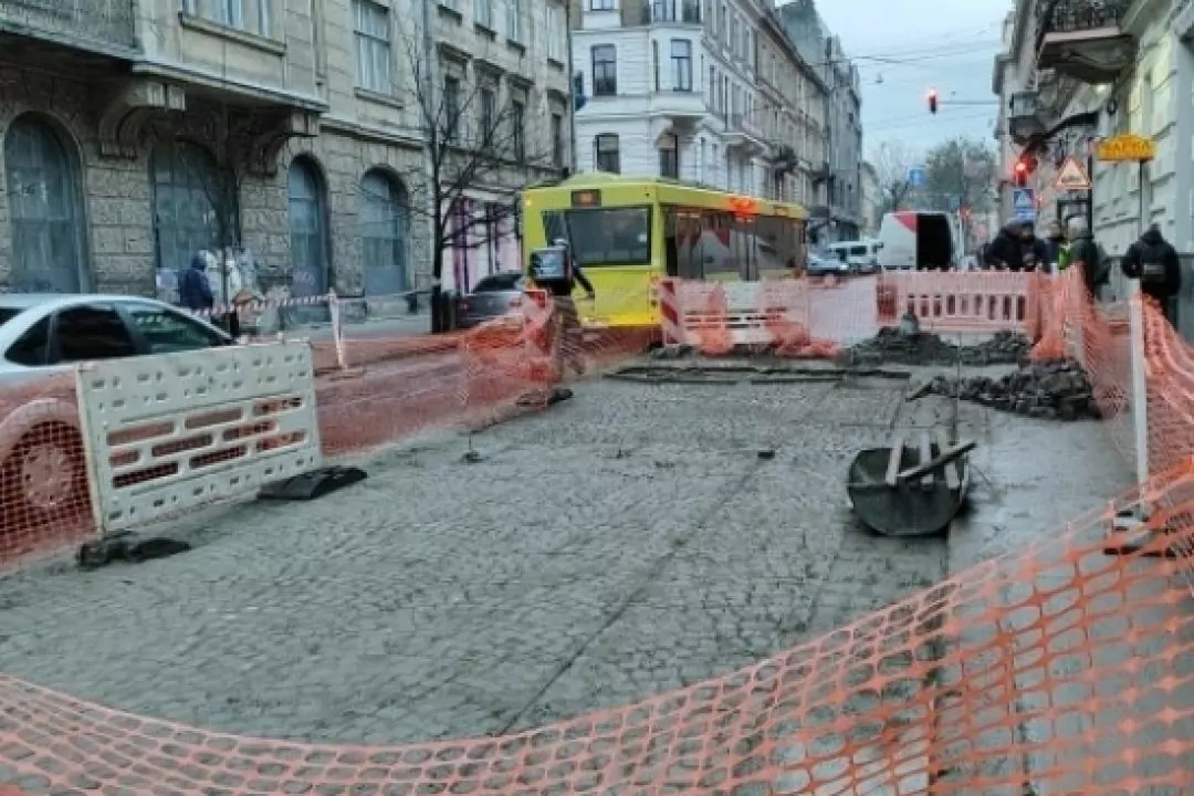 У центрі Львова облаштують велосипедну смугу