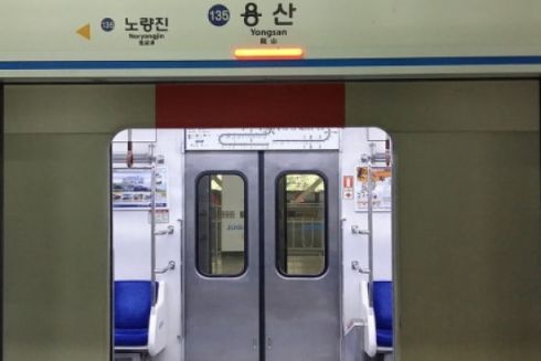 Чому в київському метро не встановлять захисні екрани: відповідь КМДА на петицію містян