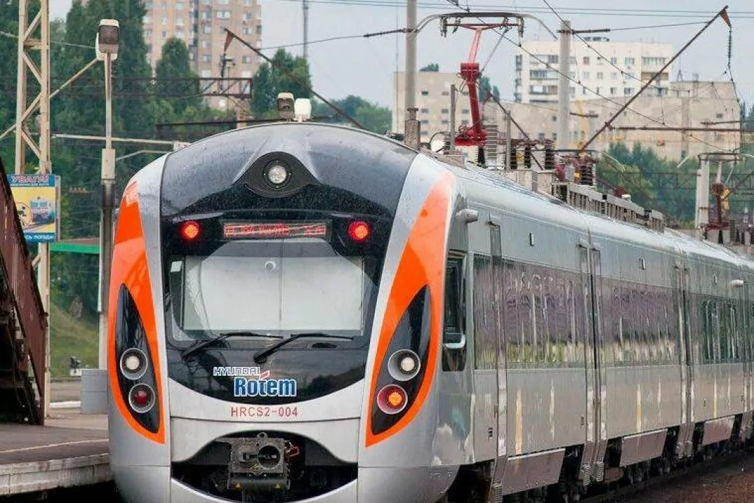 Поїзд з Києва до Варшави курсуватиме швидше на дві години