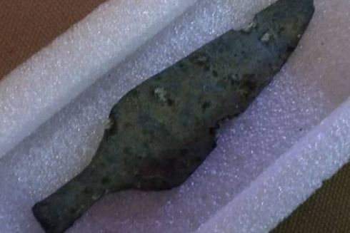 На Хортиці знайшли бронзовий кинджал віком 4 тисячі років