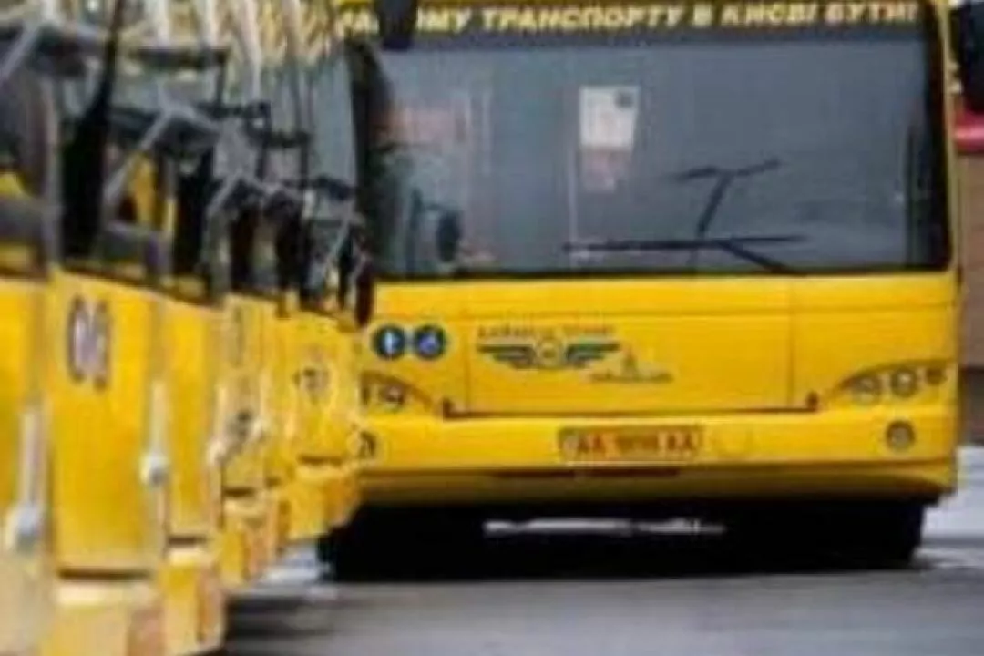 У Києві автобус №38-Д та тролейбус №12 змінять маршрути: схема руху