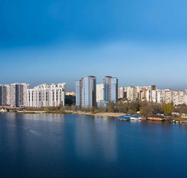 Суд остаточно заборонив будівництво висоток на Микільській Слобідці