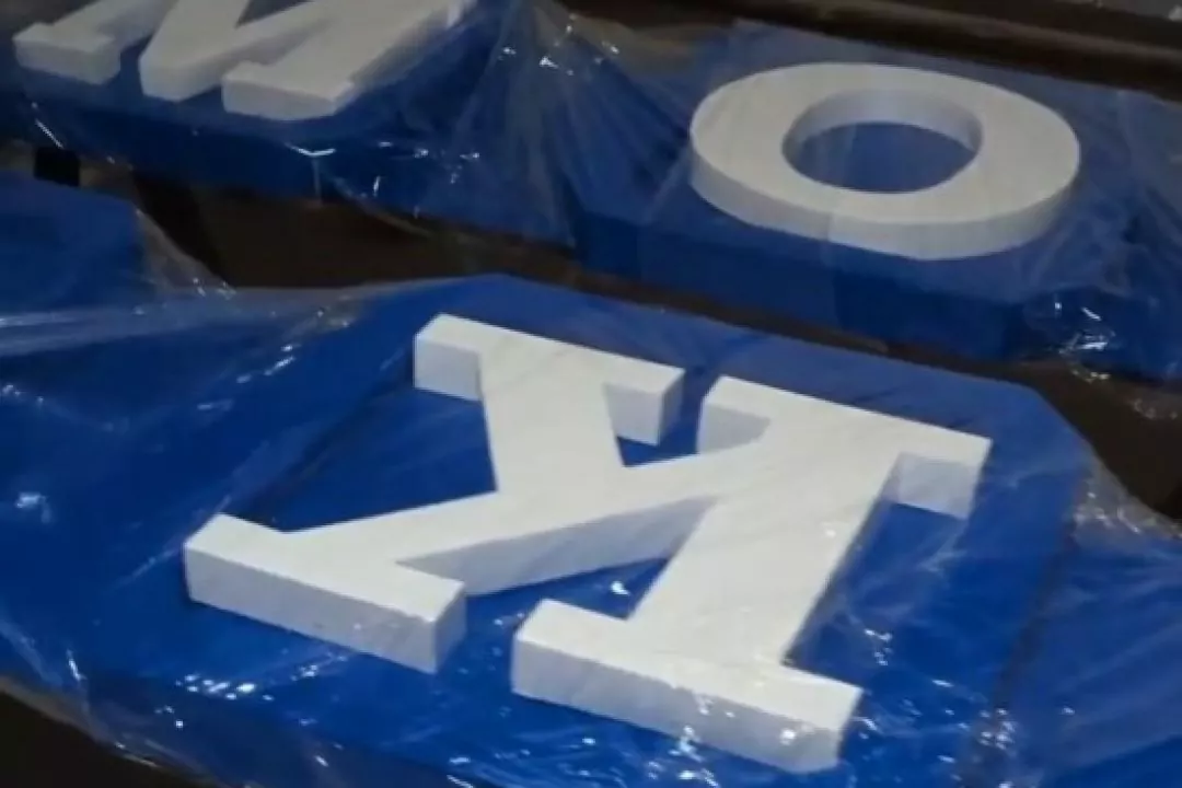 У Києві відреставрували історичну вивіску &laquo;Молоко&raquo;