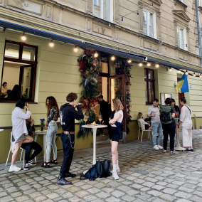 Переселенці з Маріуполя відкрили у Львові кафе «0629» 