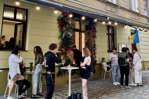Переселенці з Маріуполя відкрили у Львові кафе «0629» 