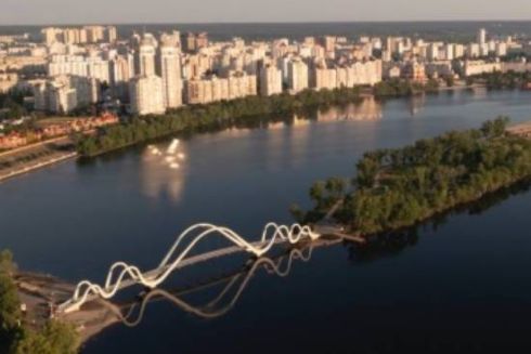 На Оболонському острові встановлять МАФи з фастфудом