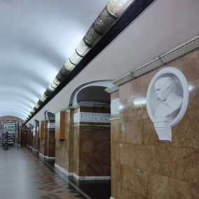 Кияни обрали, ким замінити бюсти російських діячів на метро "Університет"