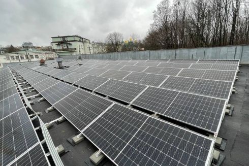 Фото: В Киево-Печерской лавре установили солнечные панели