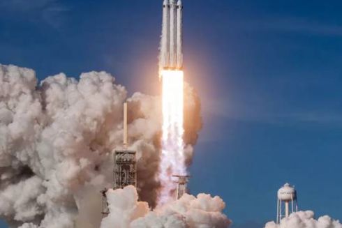 Українська компанія з Нікополя поставила труби для ракет SpaceX