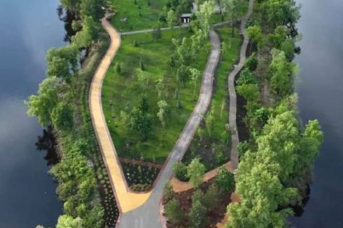 На озеленення Оболонського острова у Києві хочуть витратити 3,8 млн гривень: КП “Плесо” оголосило тендер