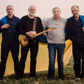 Видео. Группа Pink Floyd выпустила песню с вокалом Андрея Хлывнюка в поддержку Украины
