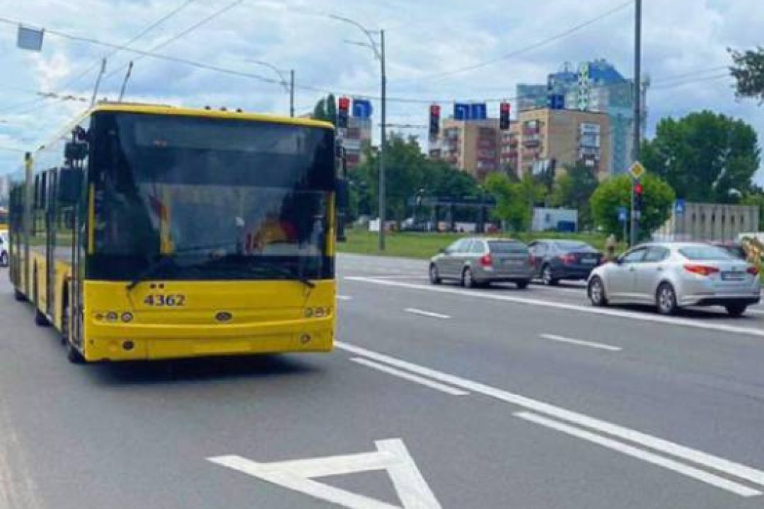 У Києві з’являться дві нові виділені смуги для громадського транспорту: де саме