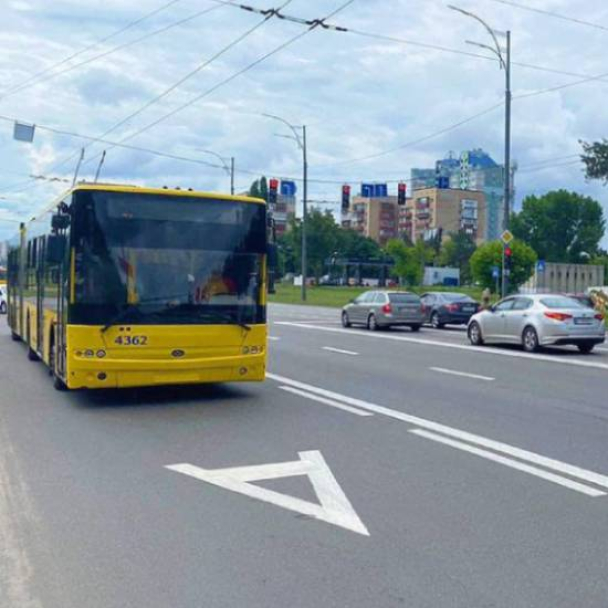 У Києві з’являться дві нові виділені смуги для громадського транспорту: де саме