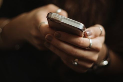 Мобільних операторів зобов'язали забезпечити 10 годин зв'язку без світла