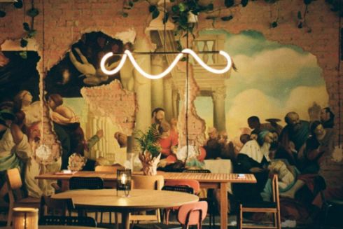 Навпроти Житнього ринку відкрили міське кафе &ldquo;Шибеник&rdquo;