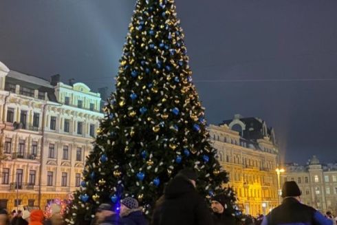 Рішення про встановлення головної ялинки в Києві ухвалять після консультацій з військовими