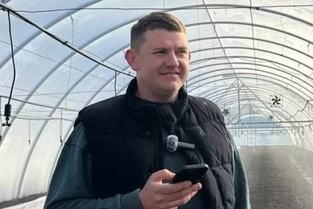 Фермер із Миколаївщини створив &ldquo;розумну&rdquo; теплицю, що сама керує поливом і обігрівом