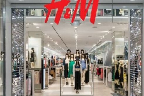 У Львові відновив роботу магазин H&M