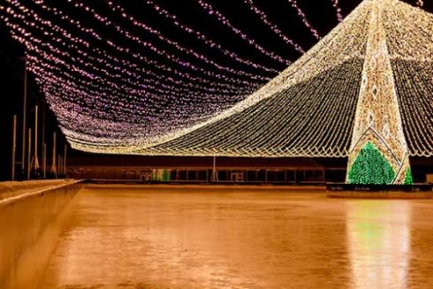 Біля ТРЦ Blockbuster Mall відкриється ковзанка площею 4900 м²