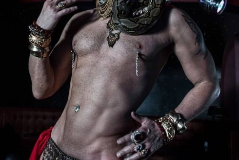 В Киеве откроется гей-клуб G-Club Versace