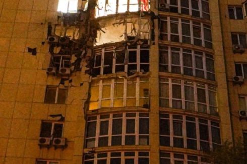 Трехчасовая ночная атака Киева дронами: есть разрушения и пострадавшие в нескольких районах города