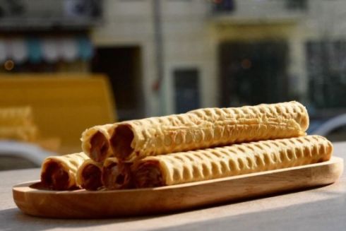 Біля &laquo;Олімпійської&raquo; відкрили кавʼярню-кондитерську Shu Shu з десертами власного виробництва