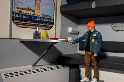 На київському вокзалі відкрилася інтерактивна виставка Ukraine WOW